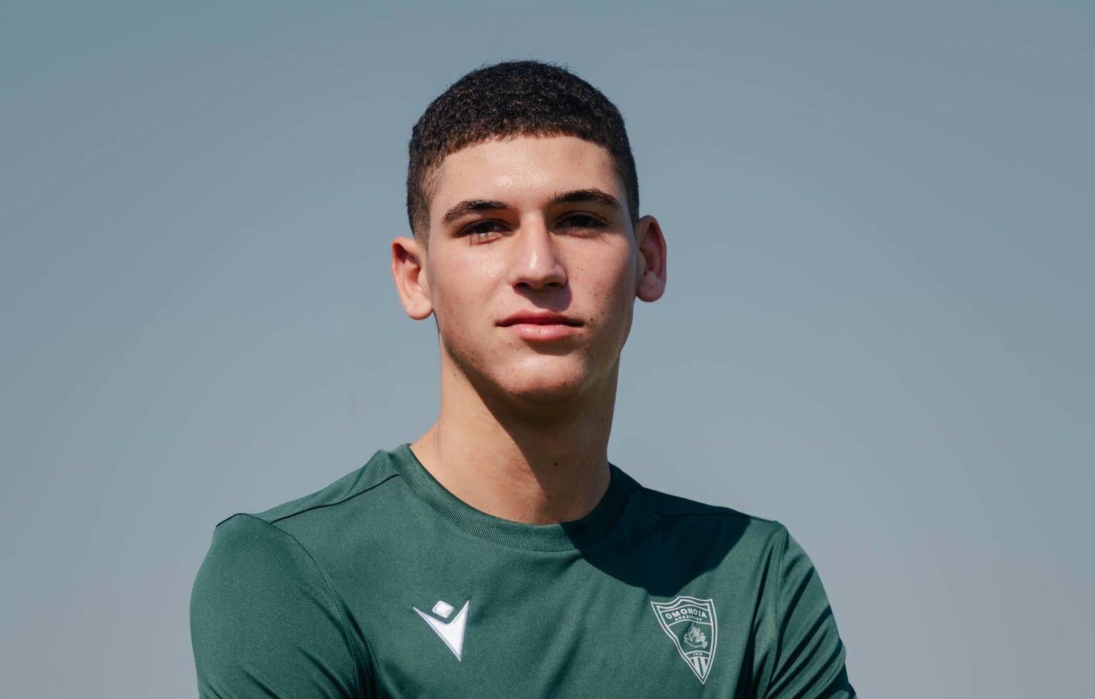 Omonia Aradippou: Professional Contract for Pavlos Papadopoulos
