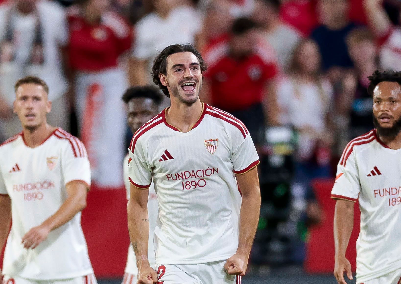 Iglesias saved Sevilla and left Valencia in last place