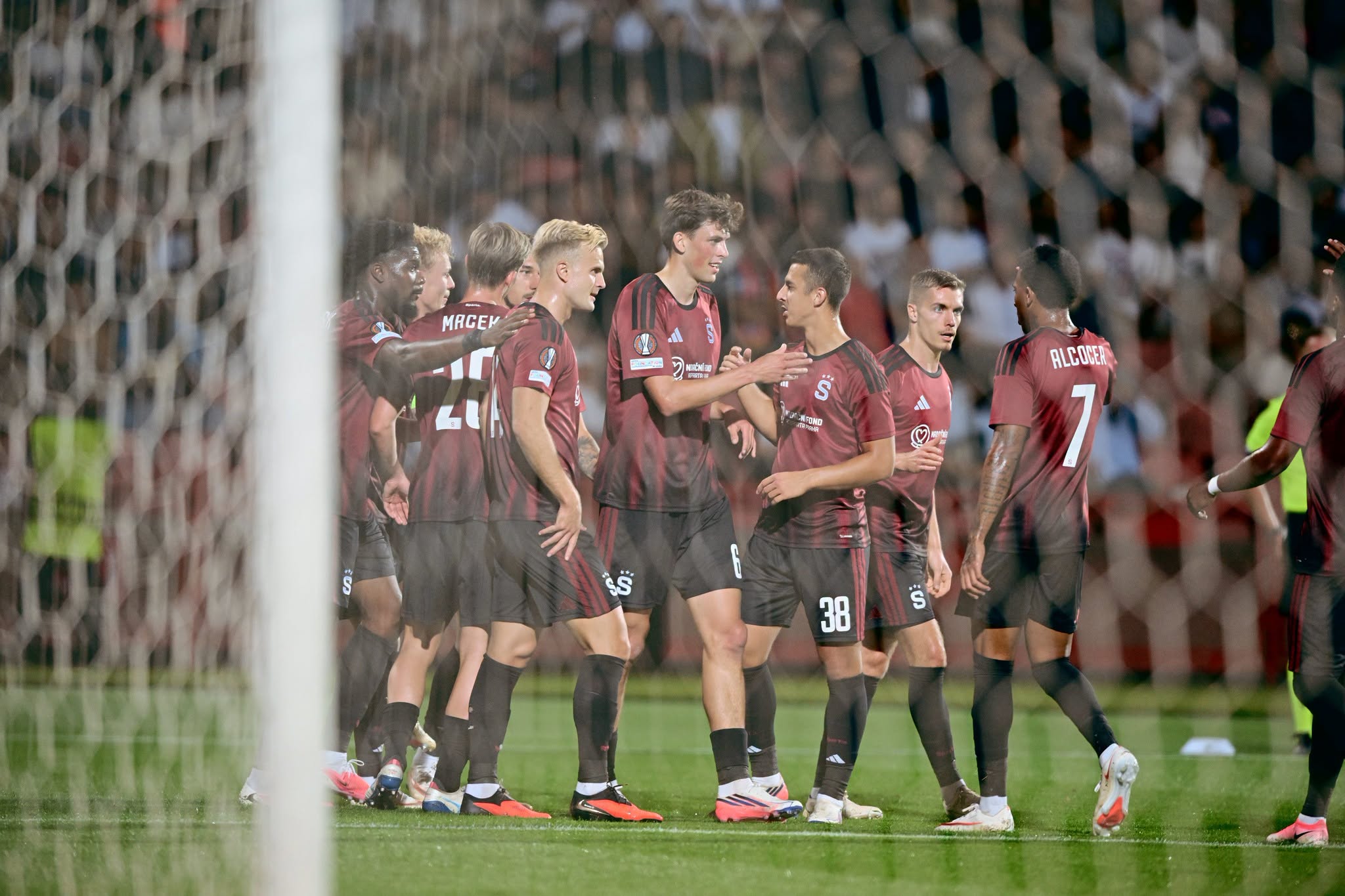 A “Walk in the Park” in Armenia for Sparta Prague (VIDEO)