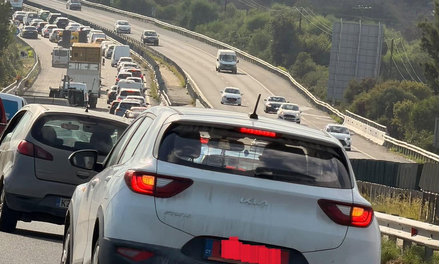 PHOTO: Chaos on the Nicosia-Limassol Highway after two traffic accidents