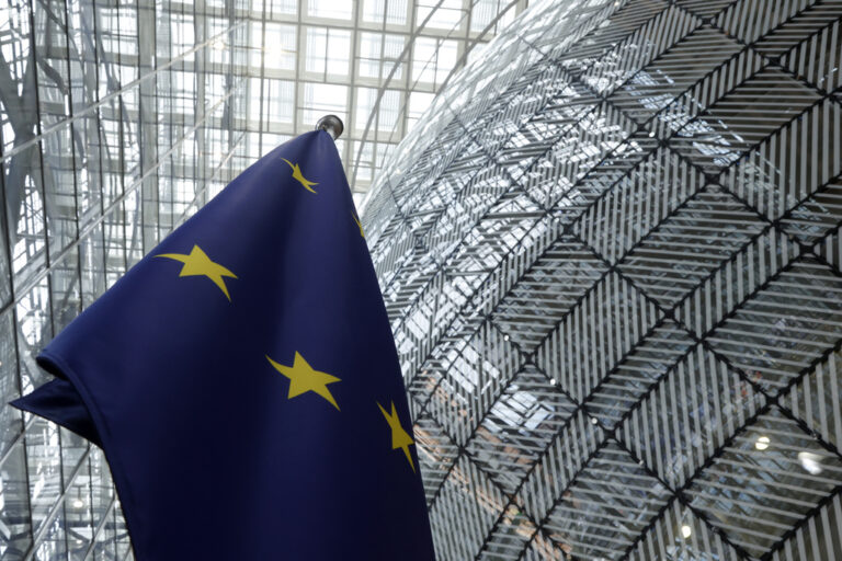 13 EU countries call for a “pause” on new rules and a review of existing legislation