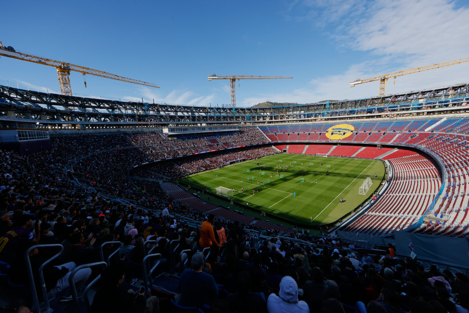 Barcelona is on the move again – Additional loan approved to complete construction at Camp Nou