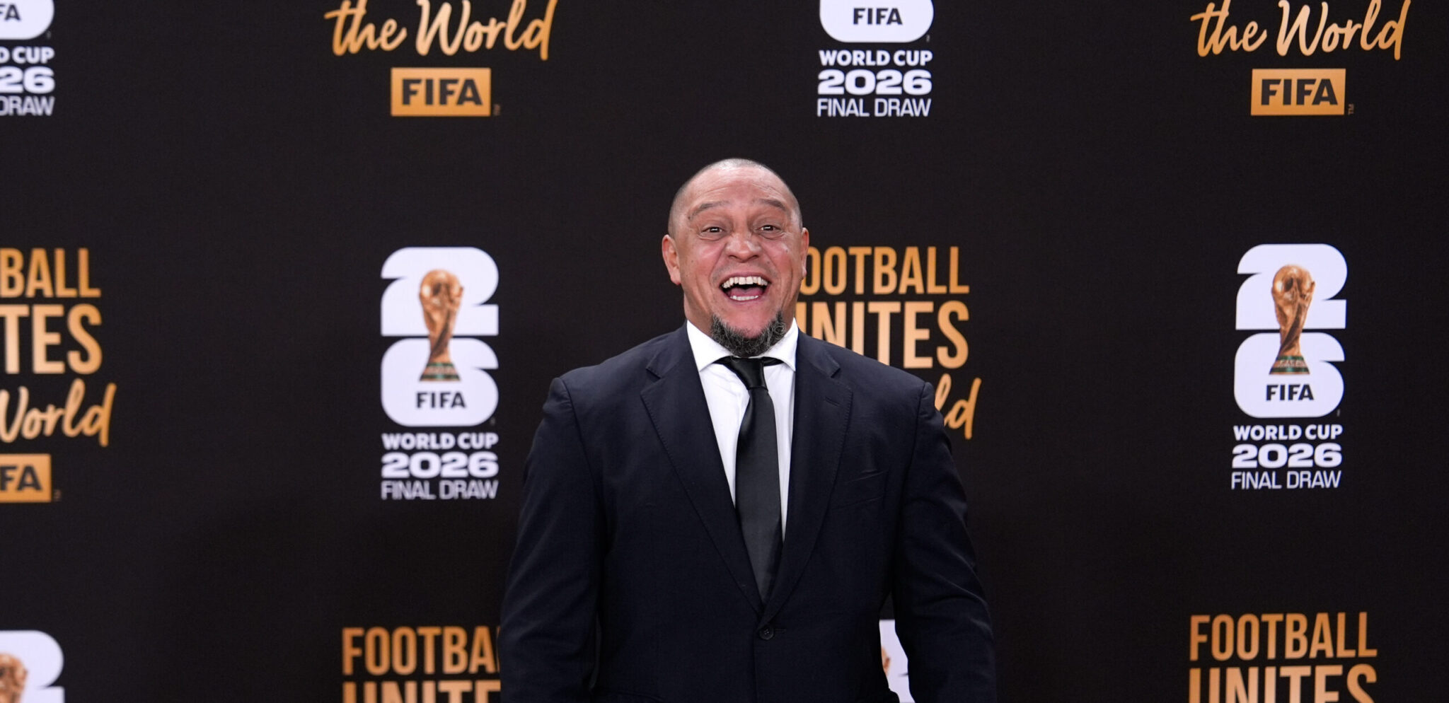 Roberto Carlos Faces Bankruptcy Due to Fraud by His Managers and Family