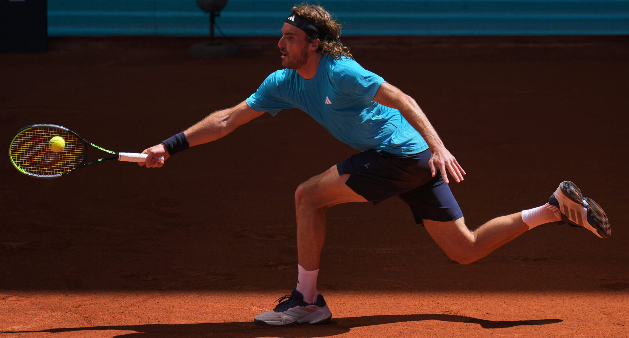 Tsitsipas Advances to the Japan Open