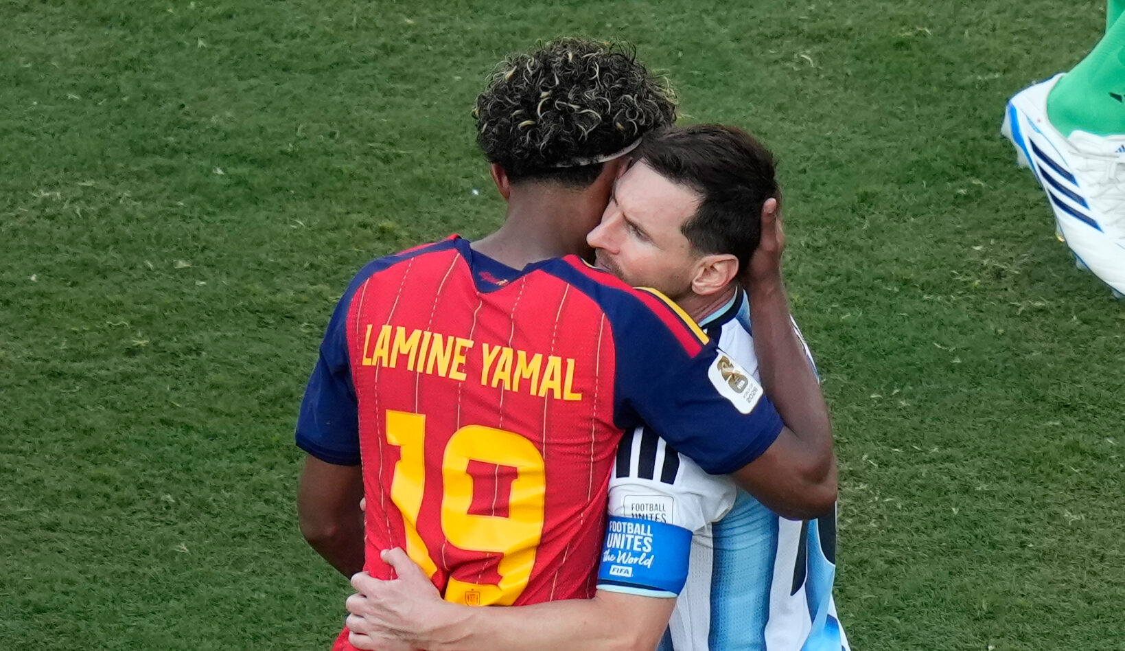 Yamal: “It’s not unreasonable to think that Messi should win the Ballon d’Or.”