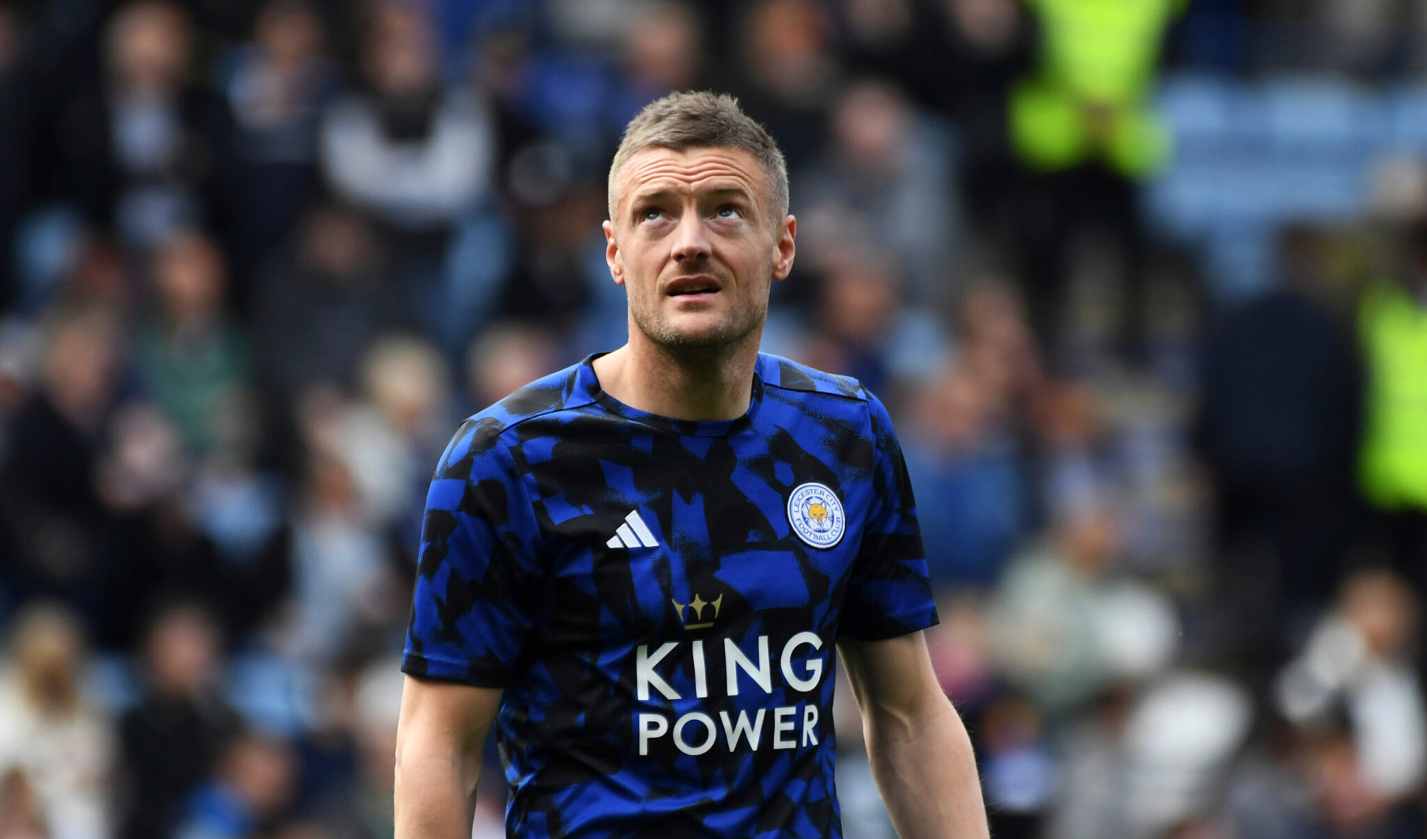 Vardy returns to England, signs with Burnley