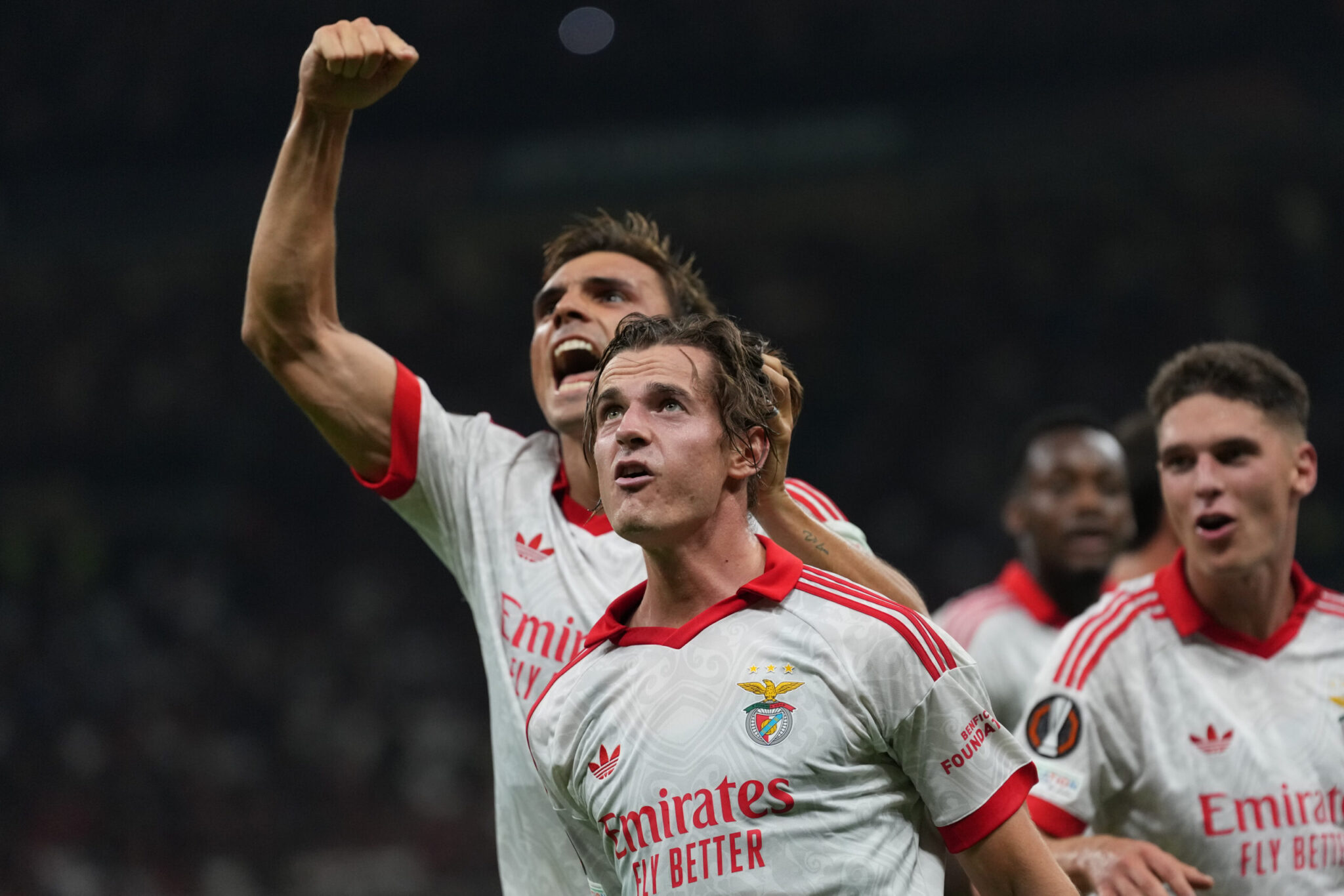 Europa League: Benfica Conquers San Siro – Sunderland Returns to Europe with a Win