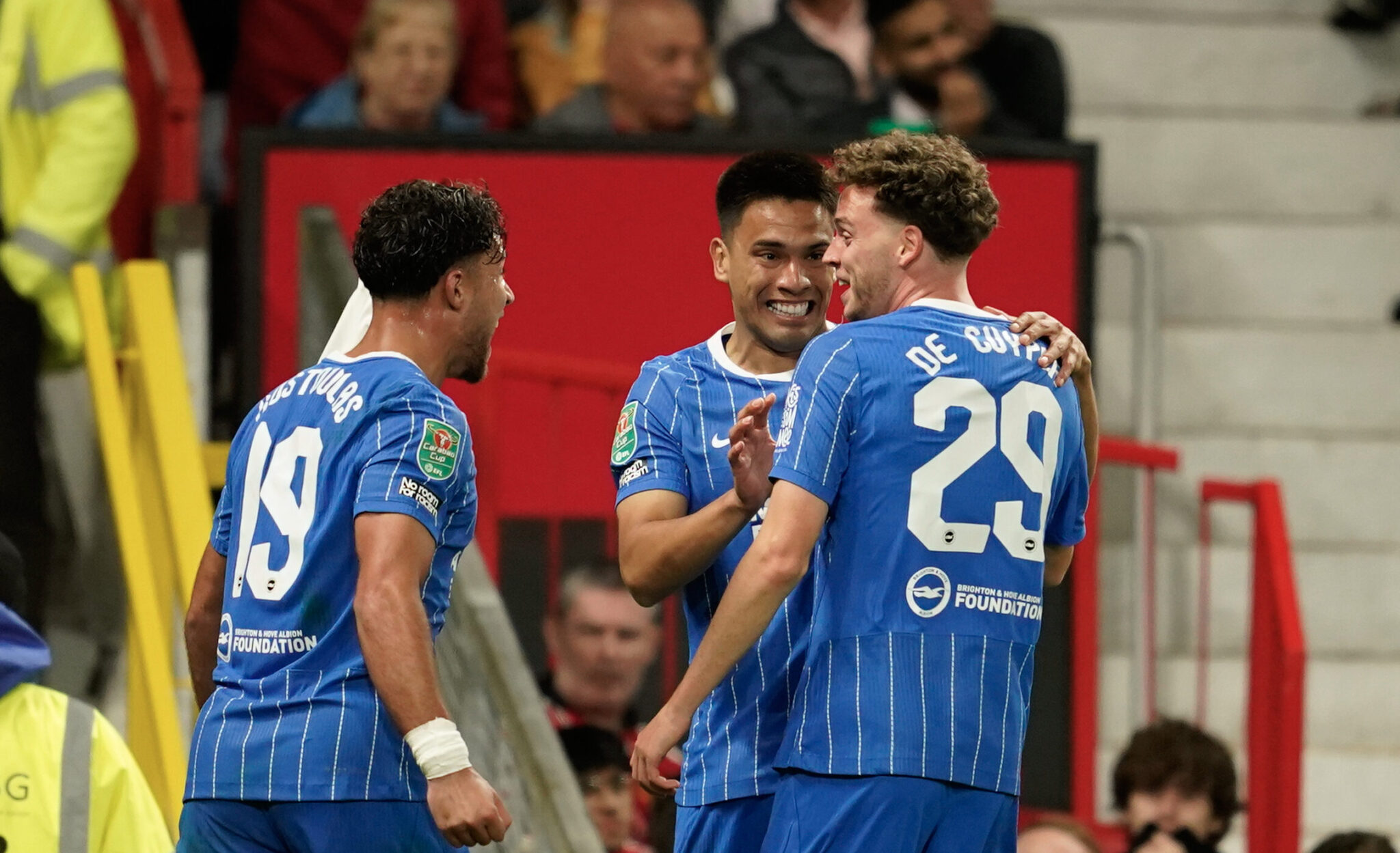 Carabao Cup: Brighton Upsets United with a Comeback and a Terrific Performance by Kostoulas – The Results