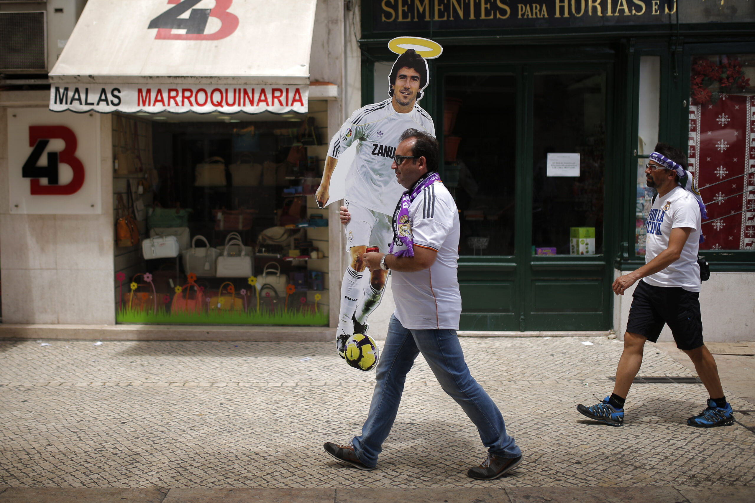 The moments when… time stands still in Spanish stadiums: The people fans will never forget (PHOTOS)