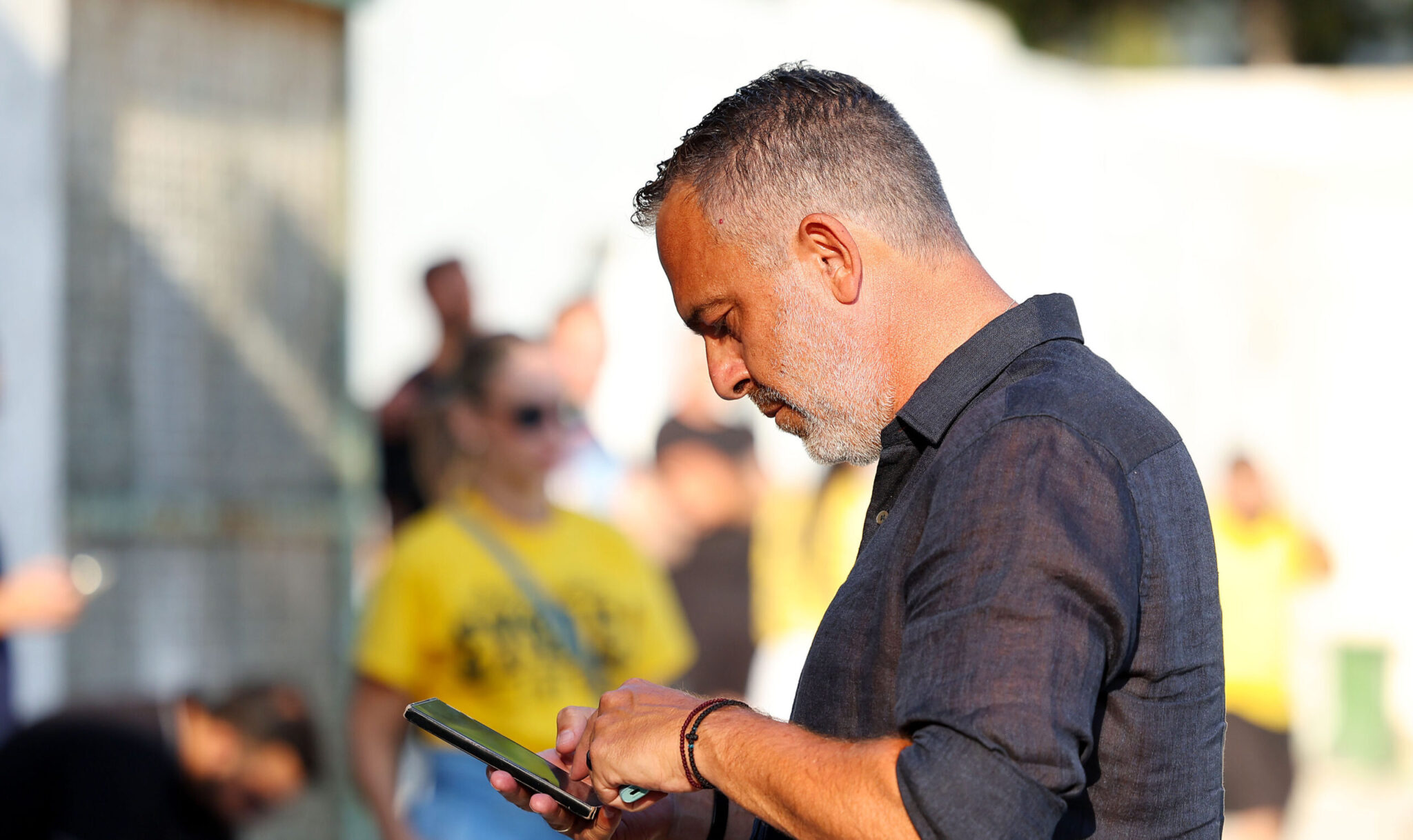 AEL: Fundraising campaign… to sign a forward