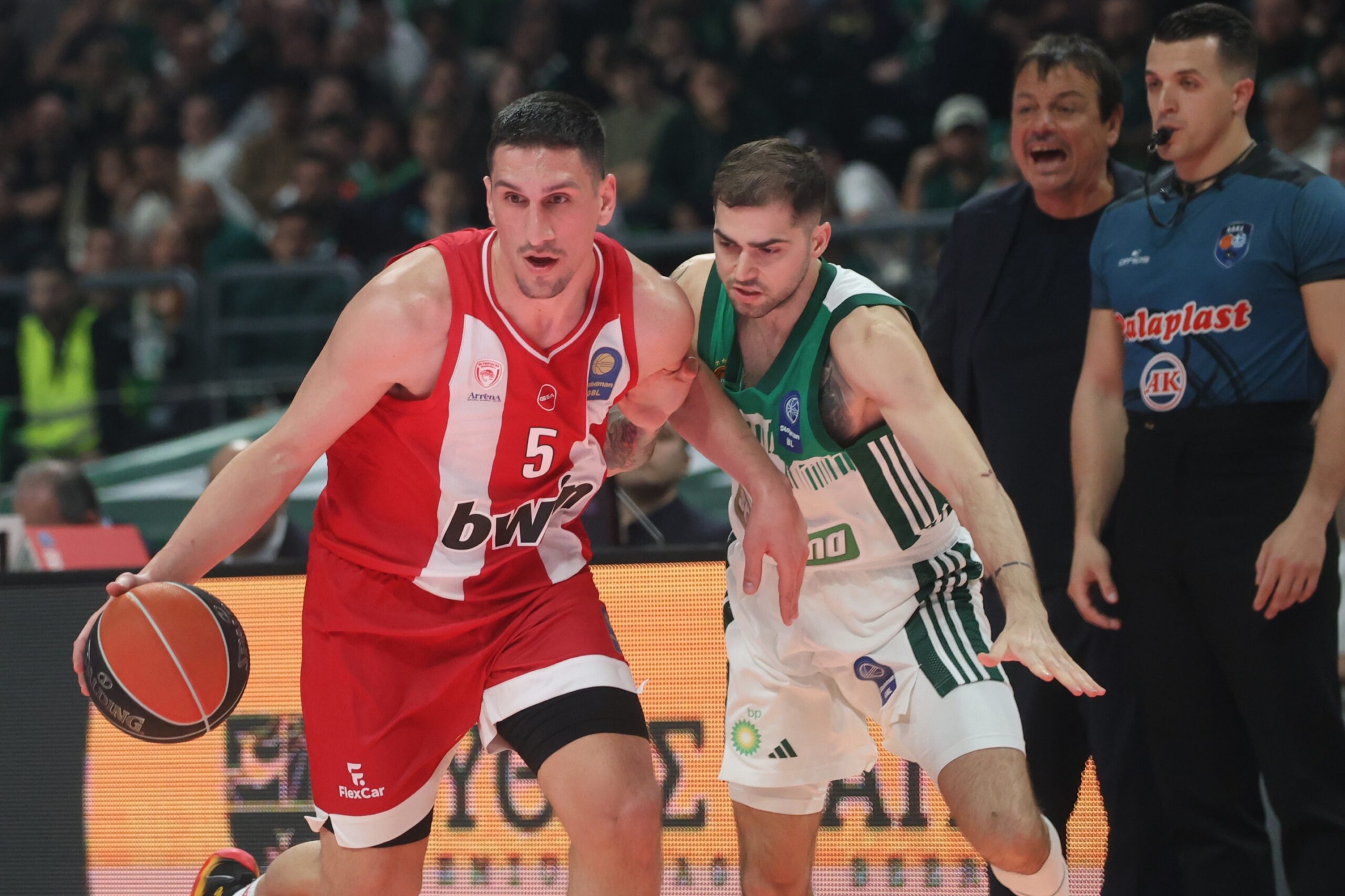 Larentzakis’s “farewell” to Olympiacos in a special video: “I am grateful for everything I’ve experienced”