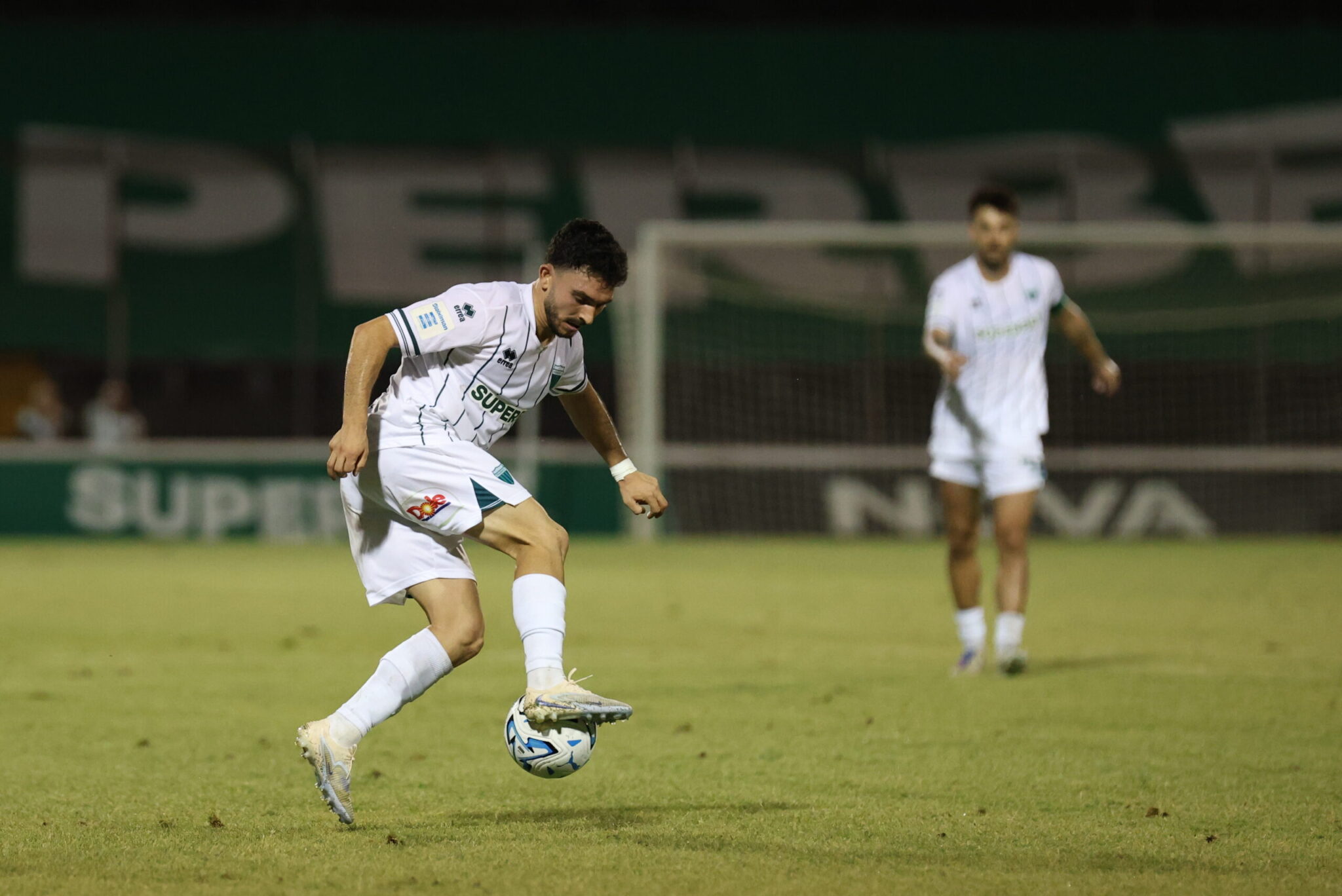 “Emirates Offer €1.5 Million for Ioannis Kostis”