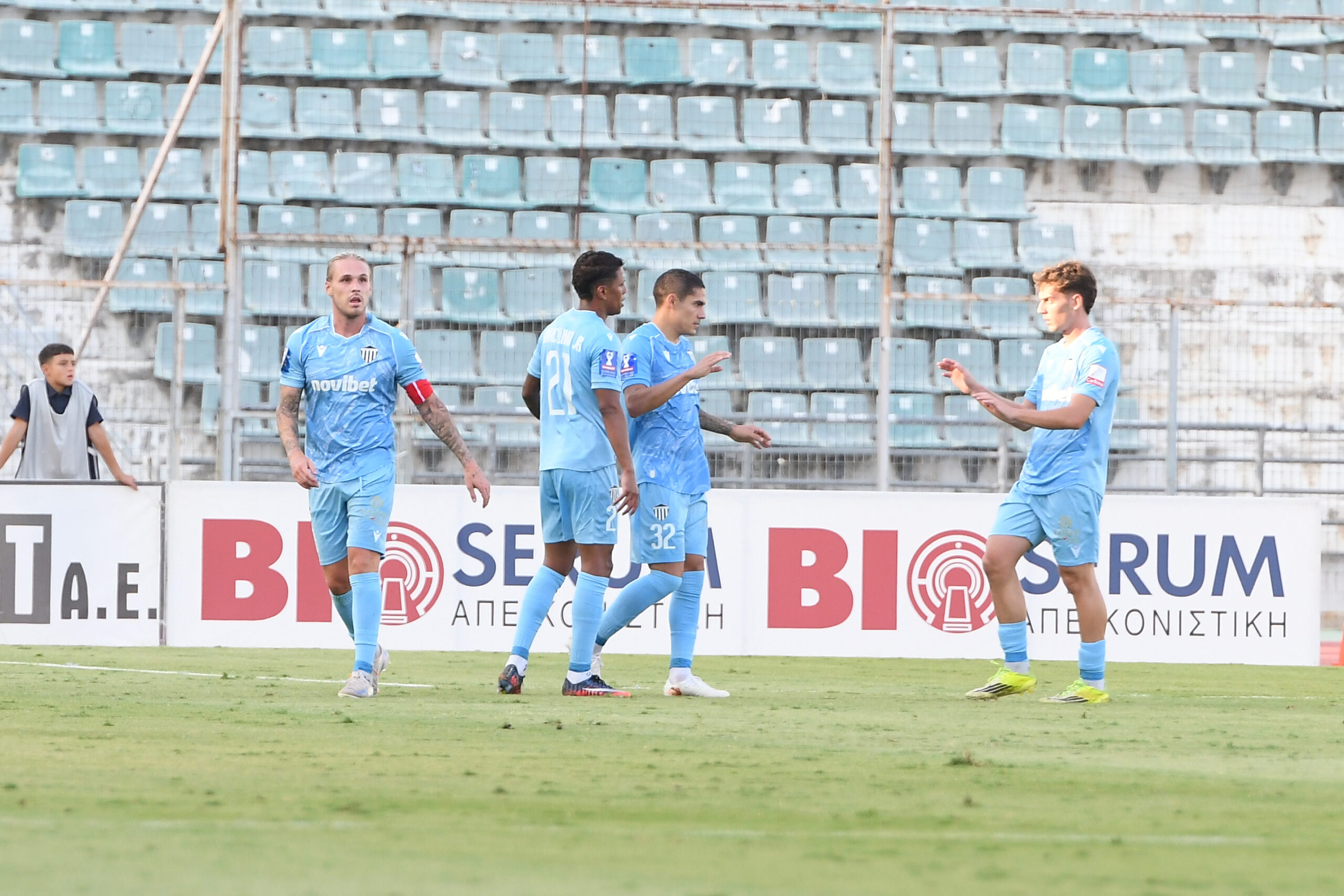 Kalamata-Larissa: Regional Showdown for the Greek Cup
