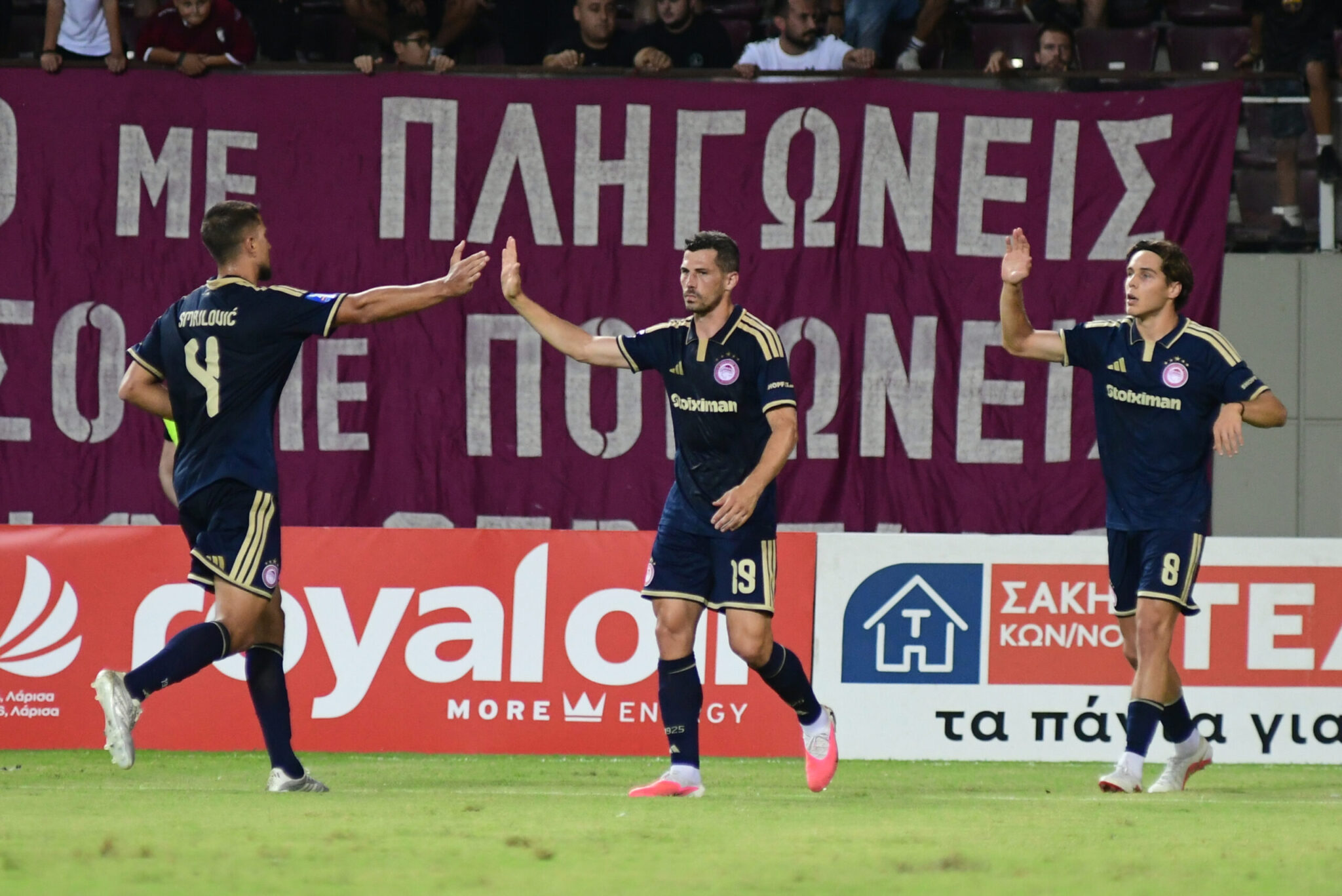 The young players were impressive, and Olympiacos scored four goals against Larissa