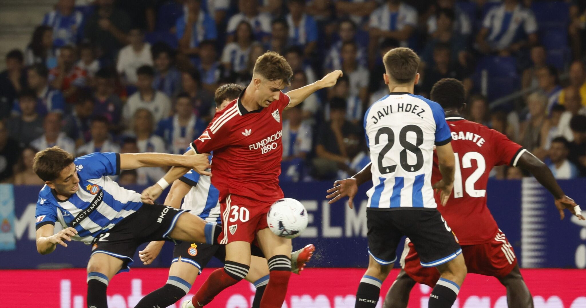 Espanyol tied Sevilla in stoppage time and earned a point