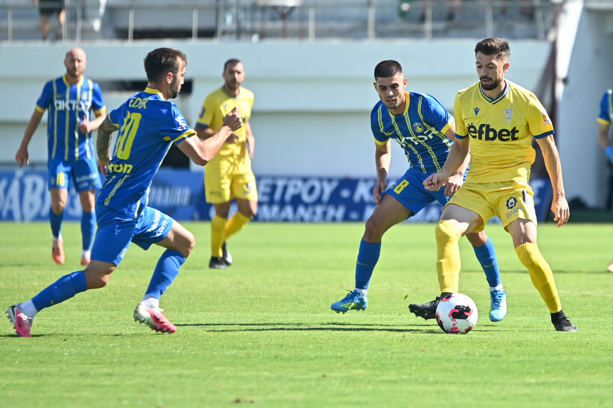Asteras Tripolis “wiped out” Niki Volos in 17 minutes and got off to a winning start in the Greek Cup