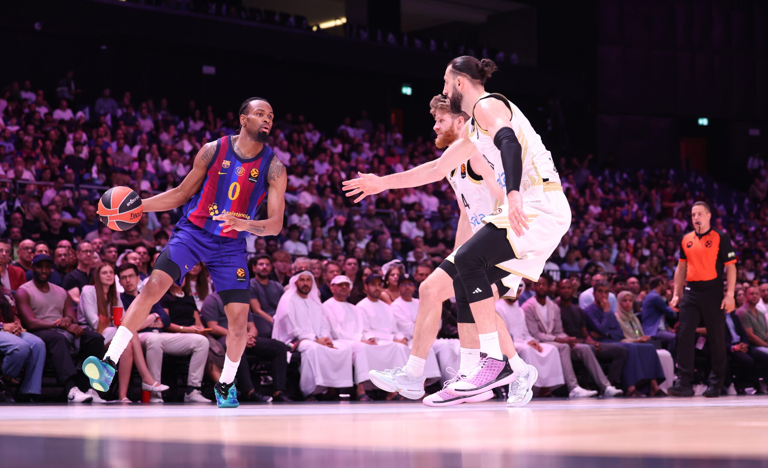 Dubai “wiped the floor” with Barcelona and went 2-2