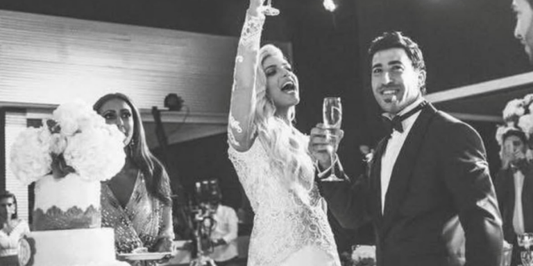 Andri Karantoni – Neoklis Skouromounis: 11 Years of Marriage – The Romantic Throwback and the Confession