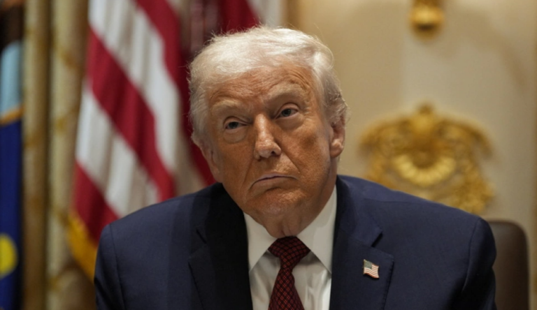 Trump Escalates Dispute with Canada: Blocks Imports of Alcohol, Dairy Products, and Motorcycles, and Raises Tariffs