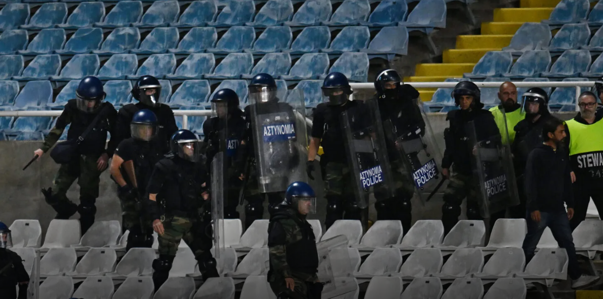 24-Year-Old banned from stadiums for incidents during the APOEL-AEL match