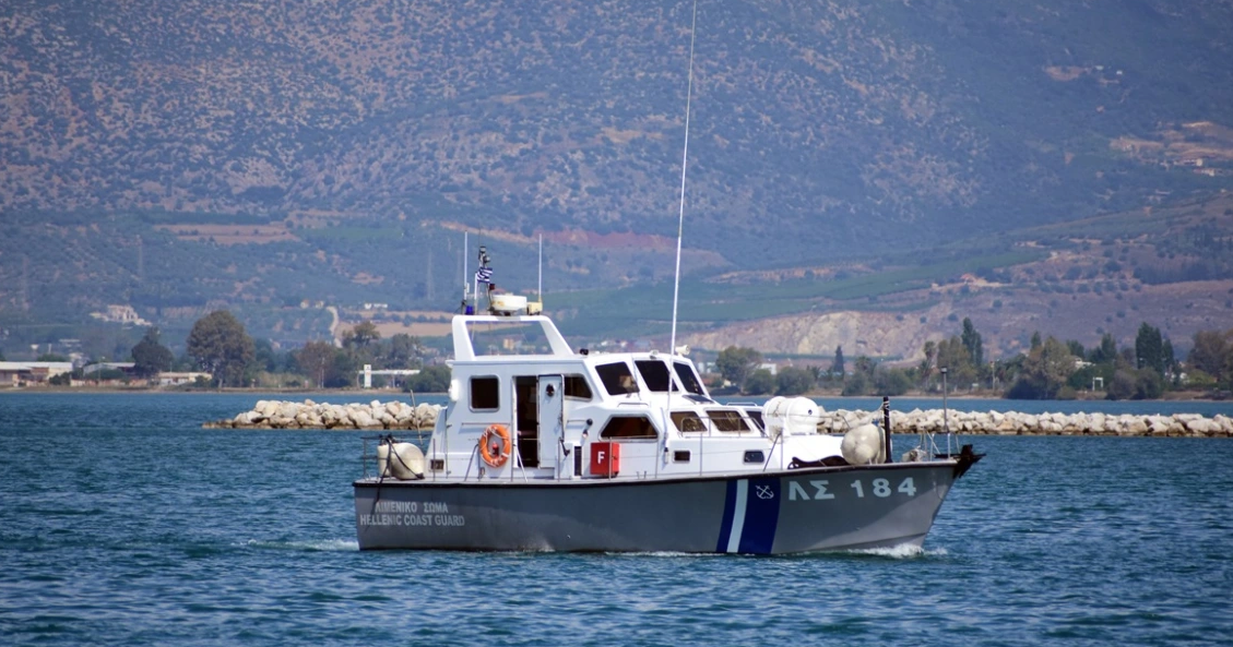 Speedboat capsized north of Kyllini; operator missing