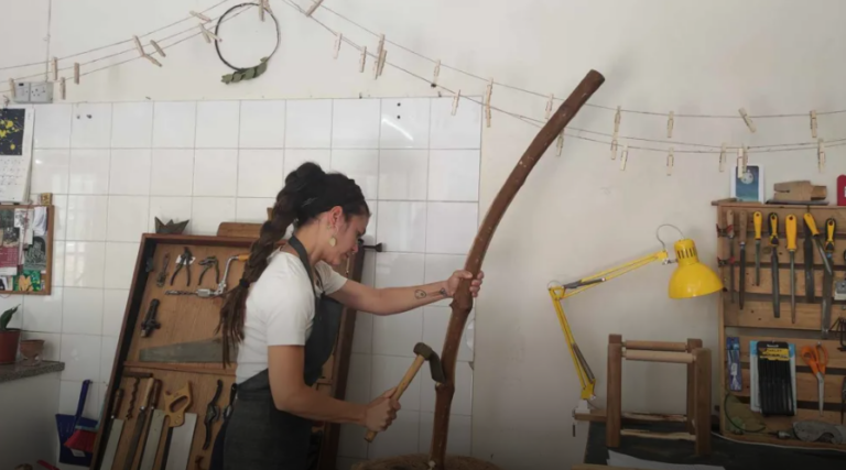 Reviving the phoiniotiki tsara