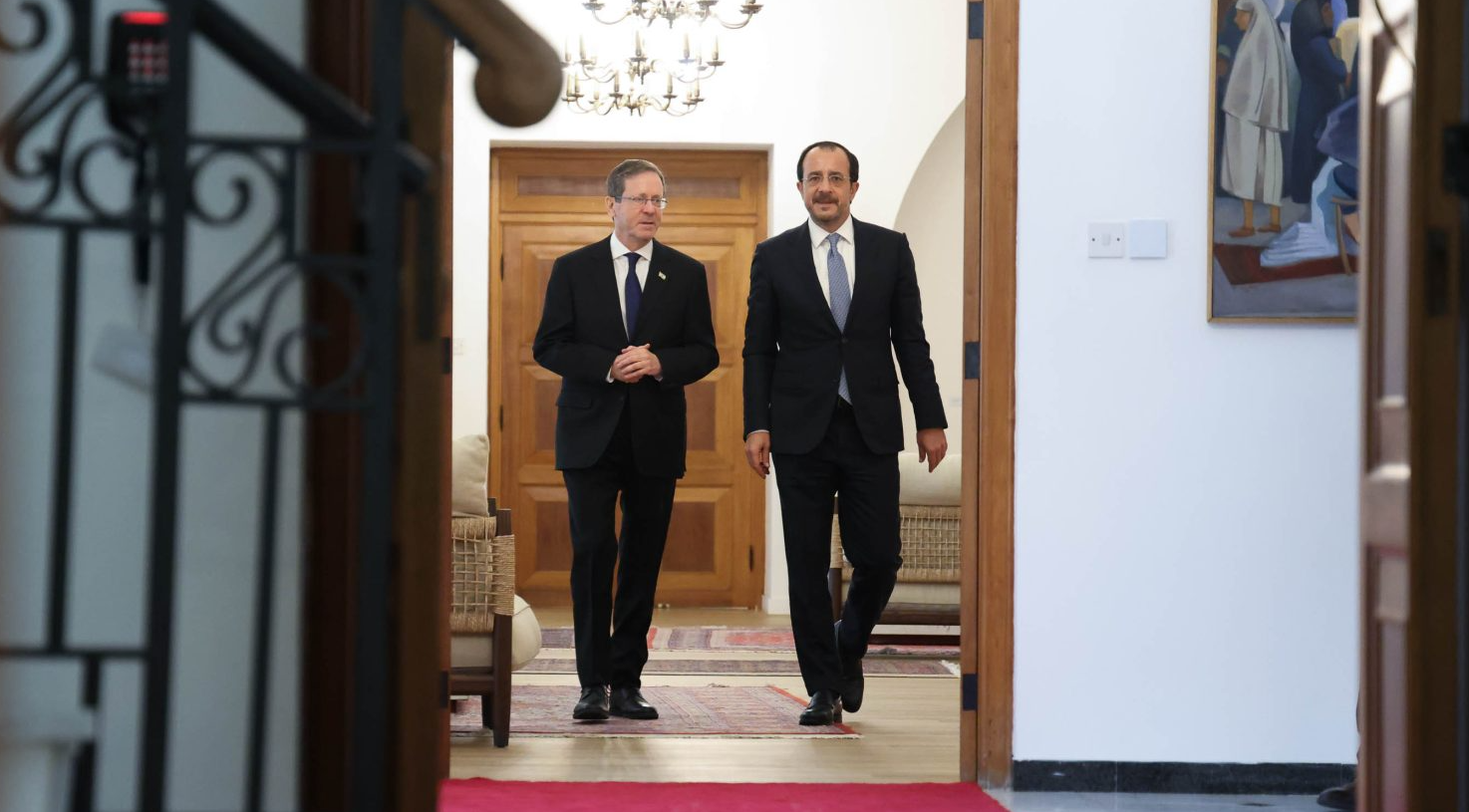 “Israeli defense companies are showing interest in coming to Cyprus,” Herzog expresses desire for trilateral meeting with Lebanon in Nicosia