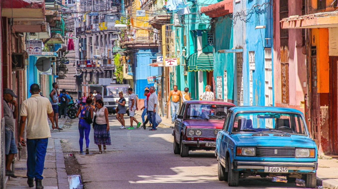 The U.S. is tightening the noose around Cuba: New sanctions targeting banks, the military, and private companies
