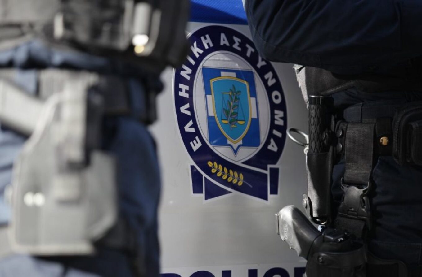 A 46-year-old man who slapped a 10-year-old boy and threatened him with a pocket knife in Stylida is in jail