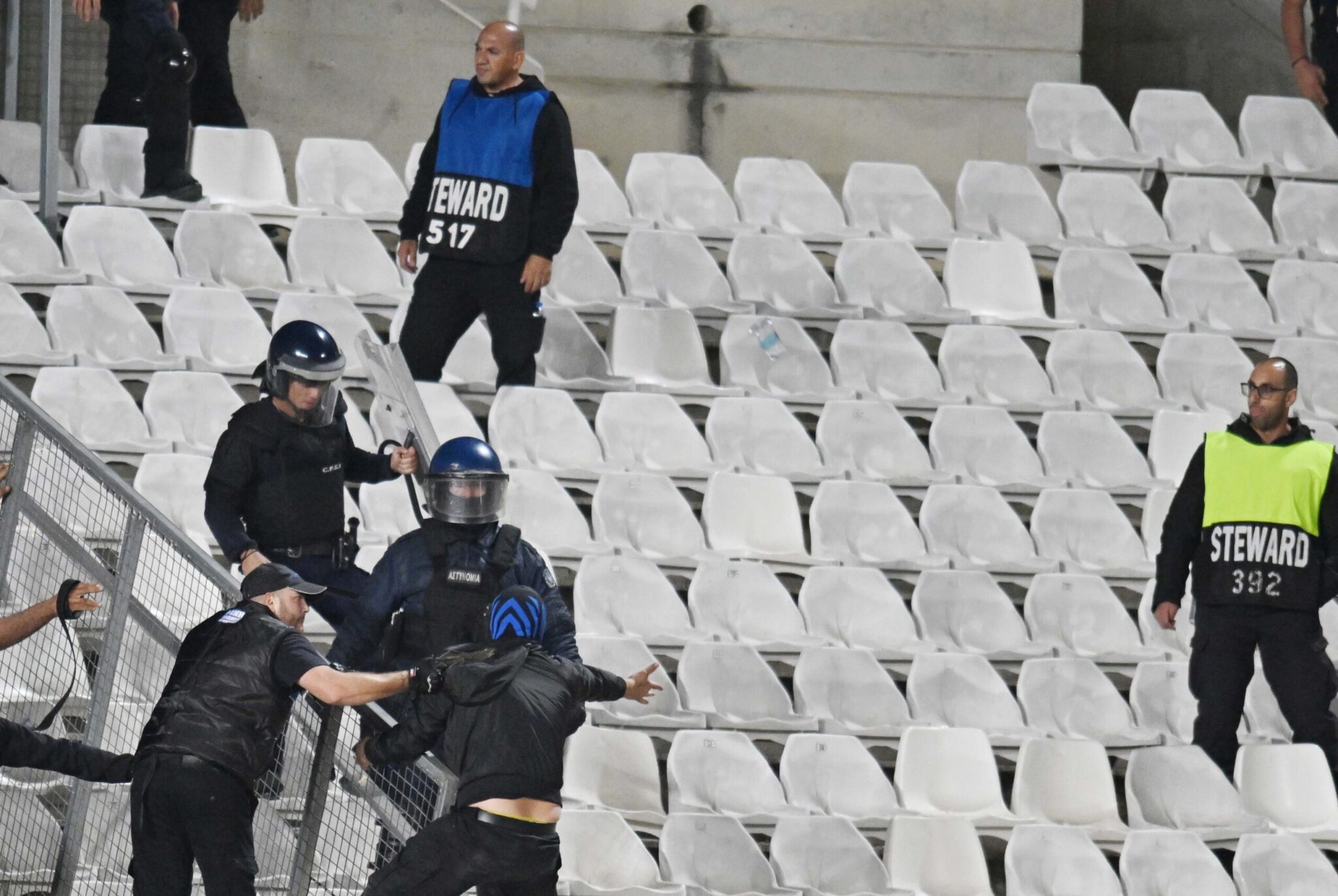 This is how the 10-Year-Old girl was injured at GSP: A recap of the incidents during the APOEL-AEL derby