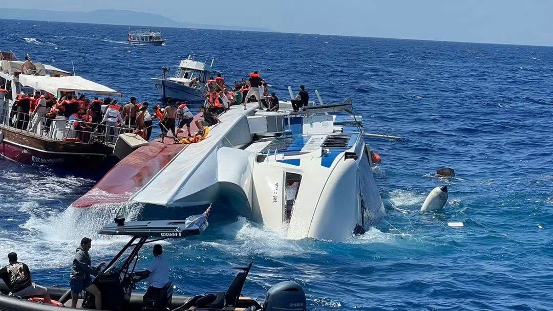 Deadly shipwreck in Kyrenia: “The ship was taking on water before it set sail”; funerals for the victims continue