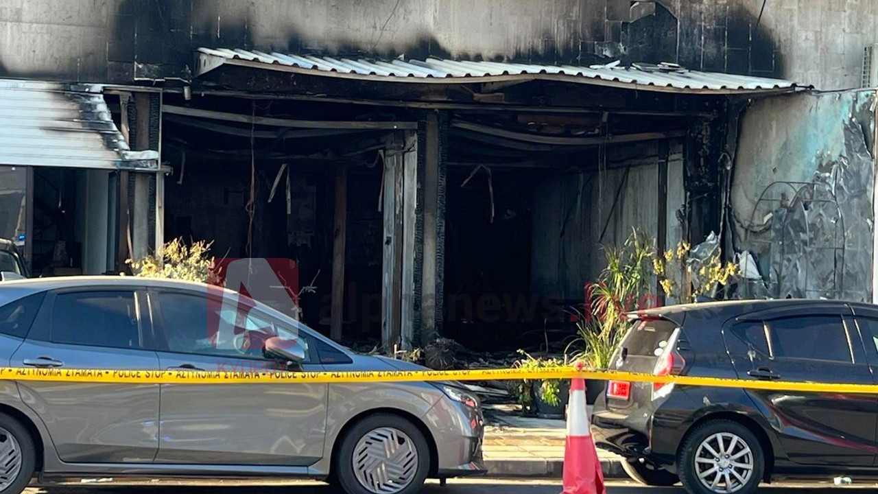 PHOTO: The fire at a car rental office in Larnaca left nothing but ashes and debris in its wake
