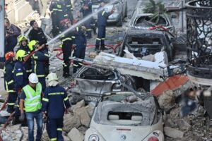 Five people missing after the explosion in Plaka; search underway in the rubble (VIDEO)