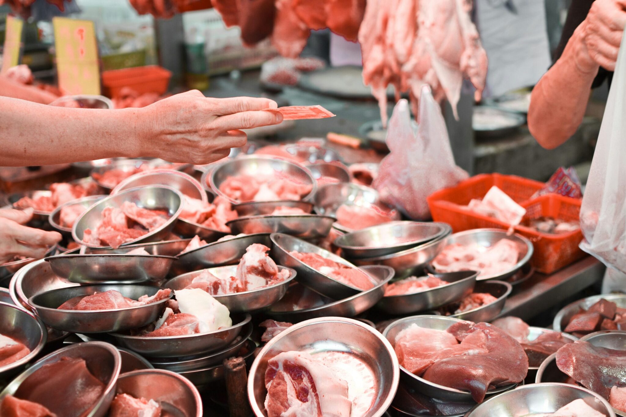Six metric tons of meat were smuggled from the free areas into the occupied territories