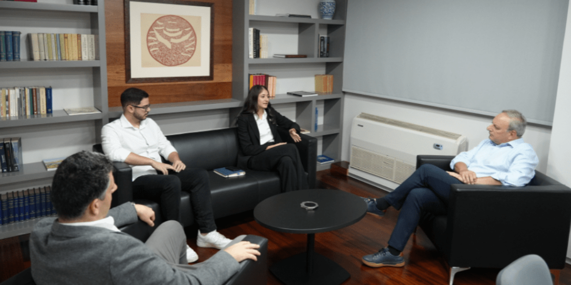 Stefanos met with the new EDEK President: “This certainly won’t be our last meeting.”