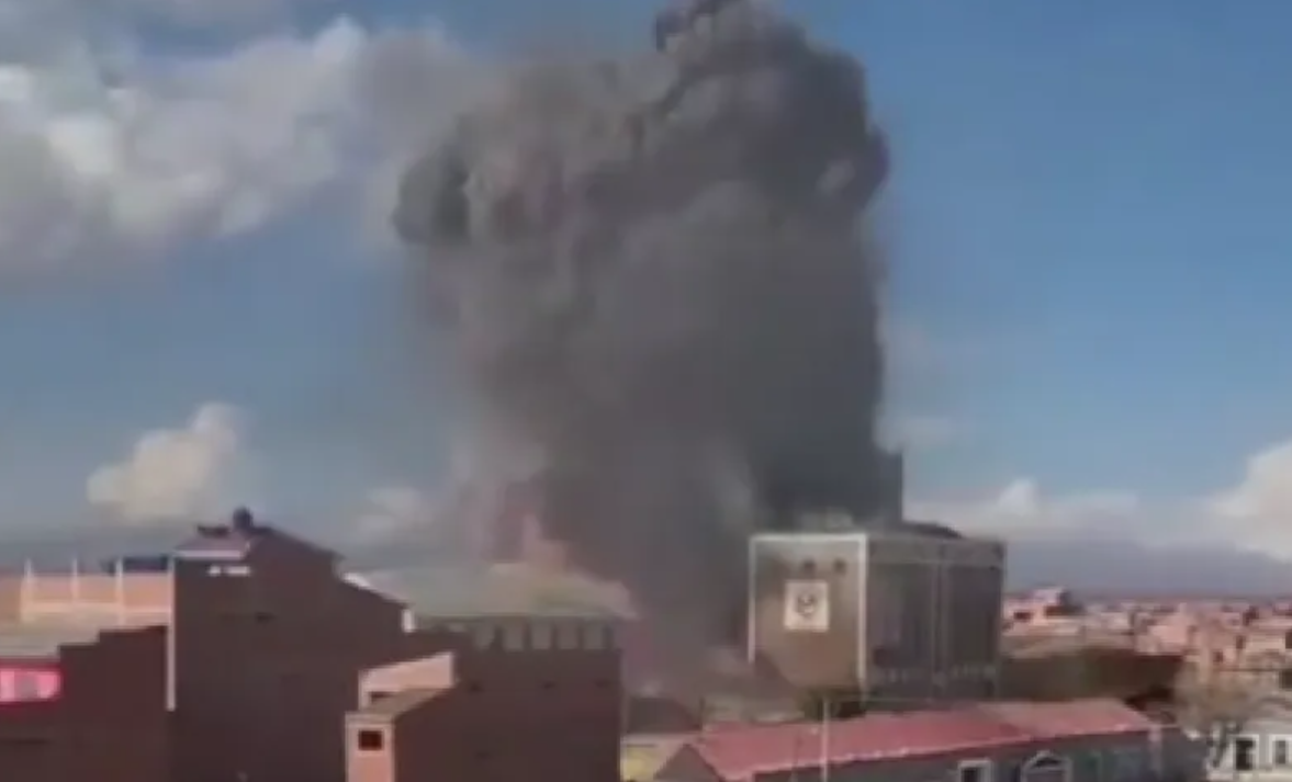 VIDEO: Powerful explosions at a military base in Bolivia leave several dead and injured