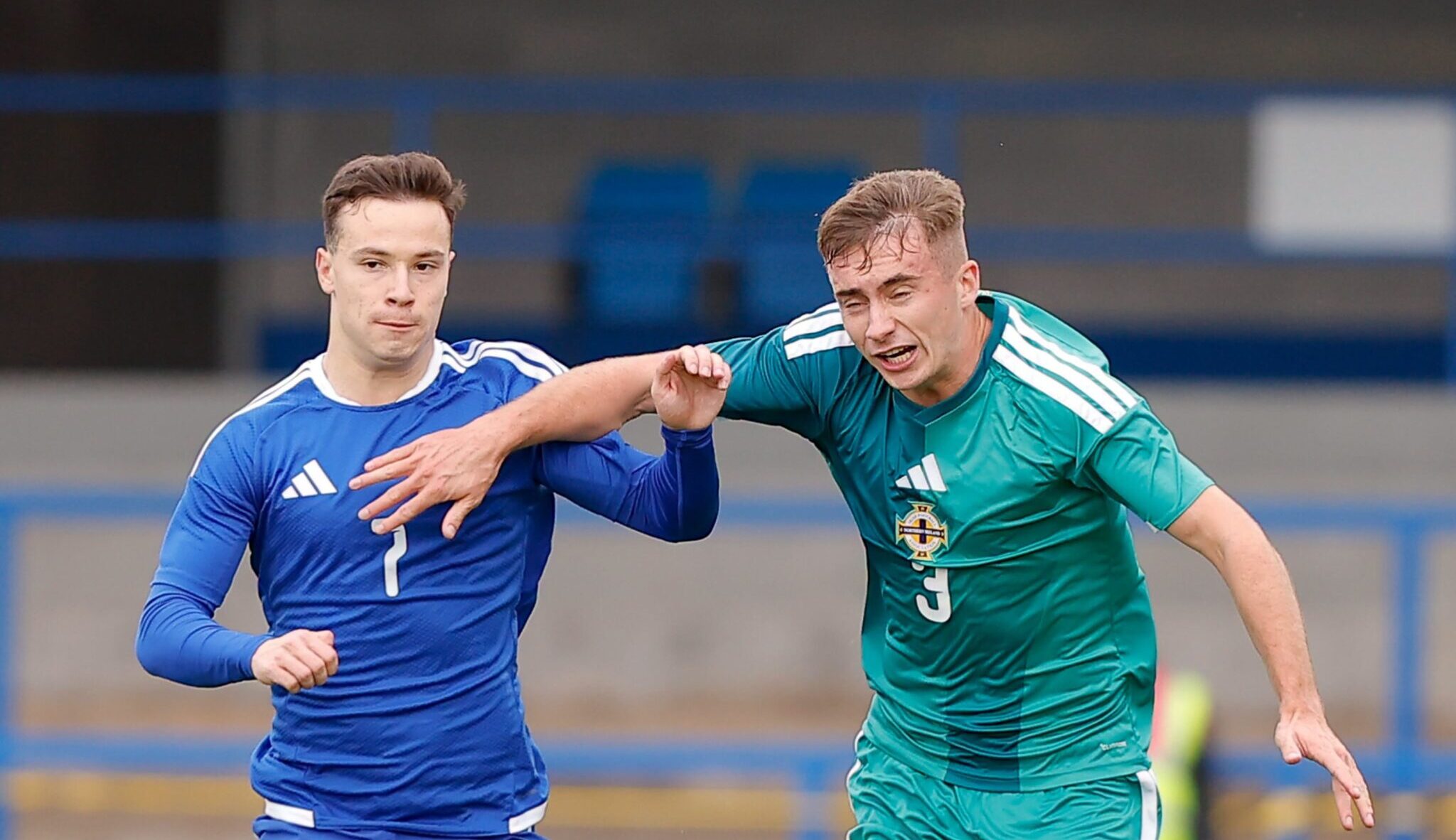 Greece’s U-21 national team fought until the very end, but fell one goal short of a direct berth and now… it’s all or nothing in the playoffs