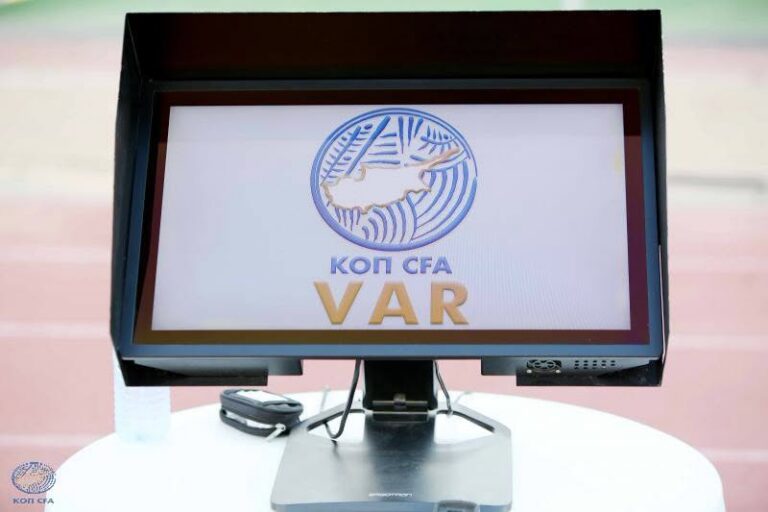 The CFF’s position on VAR decisions and the reasons that raise doubts