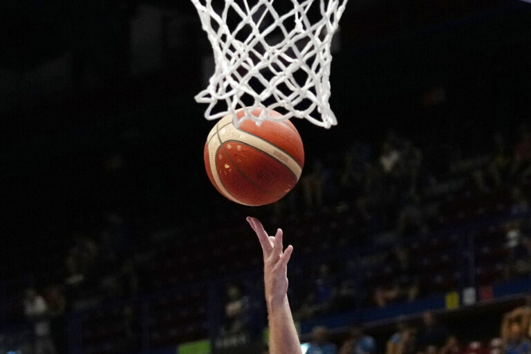 Basketball scandal: Former referee accused of embezzling 820,000 euros to appear in court today