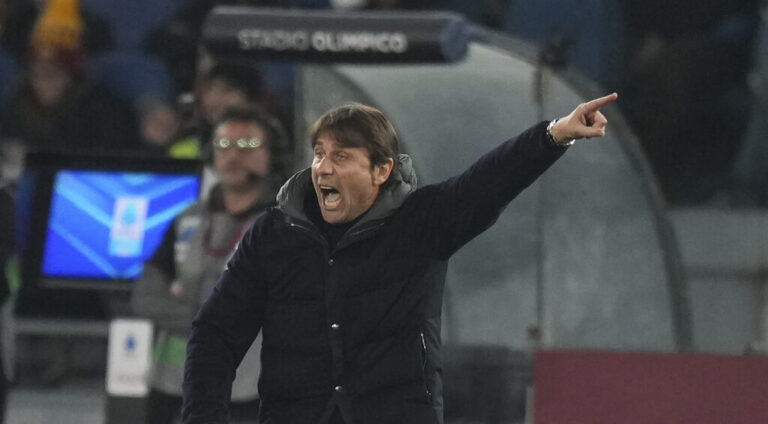 Conte denies reports of contacts with manchester united