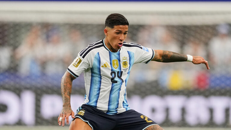 Enzo Fernández: “As the World Cup went on, I felt exhausted—the red card in the final still stings.”