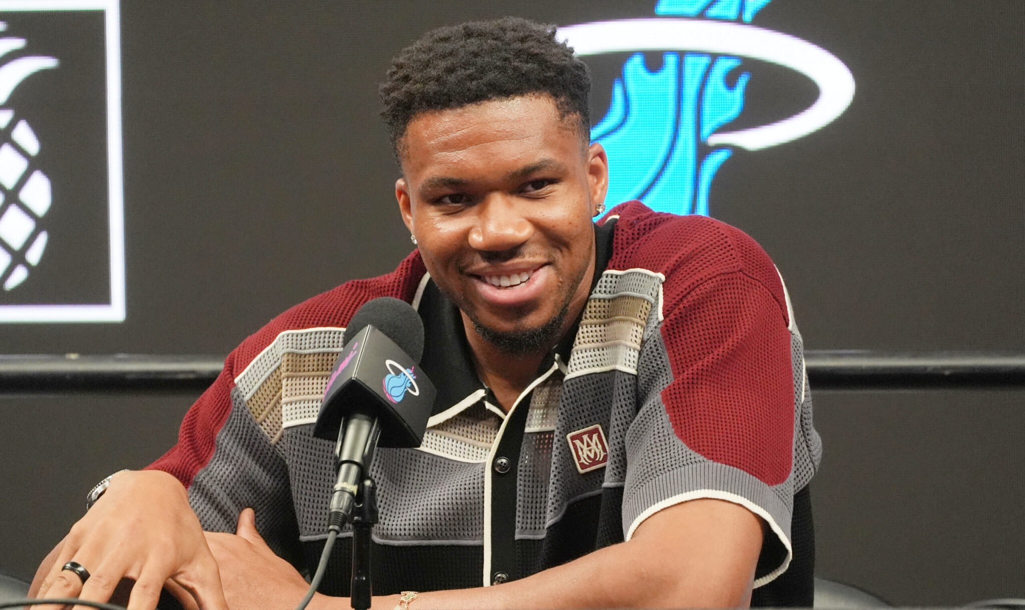 Antetokounmpo: “Riley came to Greece and took the time to get to know my environment.”