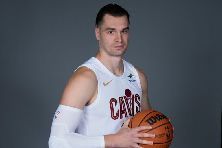 Harden praised Hezonja: “He brings something we didn’t have; he could become important to us.”