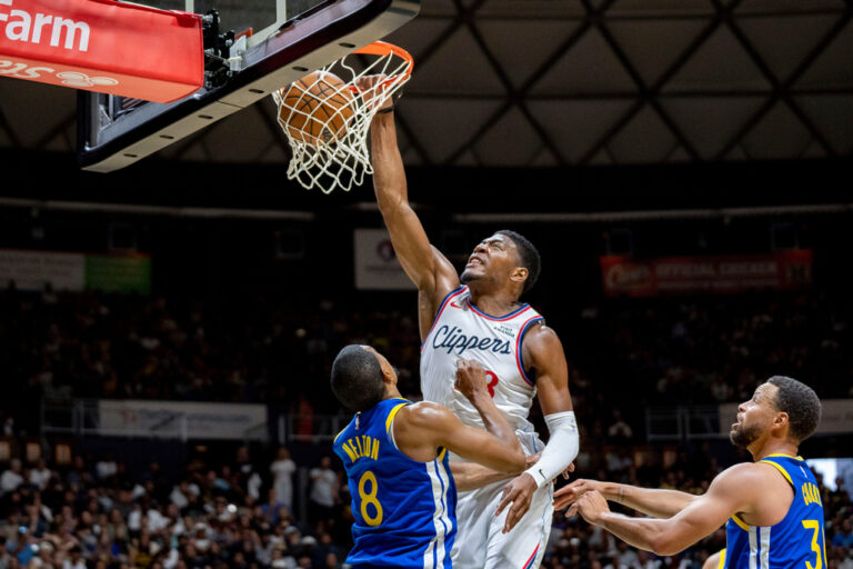 Clippers-Warriors 104-101: A close game until the very end in the preseason opener