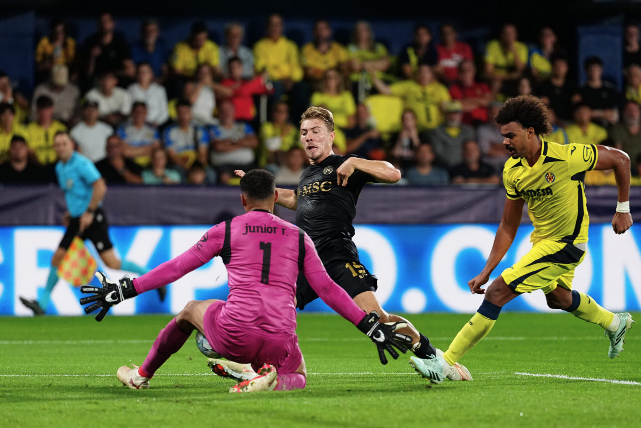 This is the first time four Italian teams have lost on the same Champions League matchday