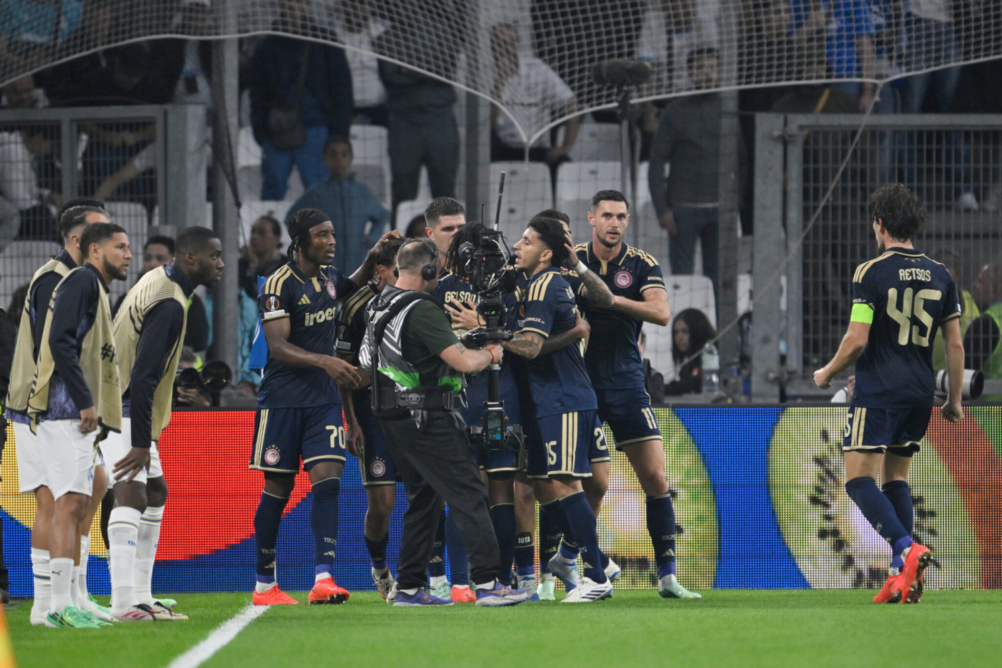 Legendary escape from Marseille for Olympiacos and a message to Europe