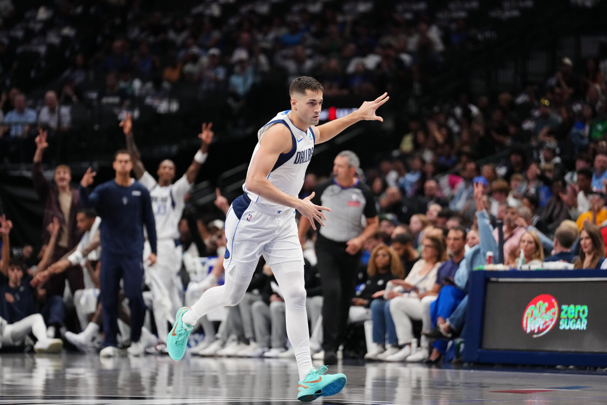 Poulakidas, now a free agent after leaving the Mavericks, is on Olympiacos’ radar
