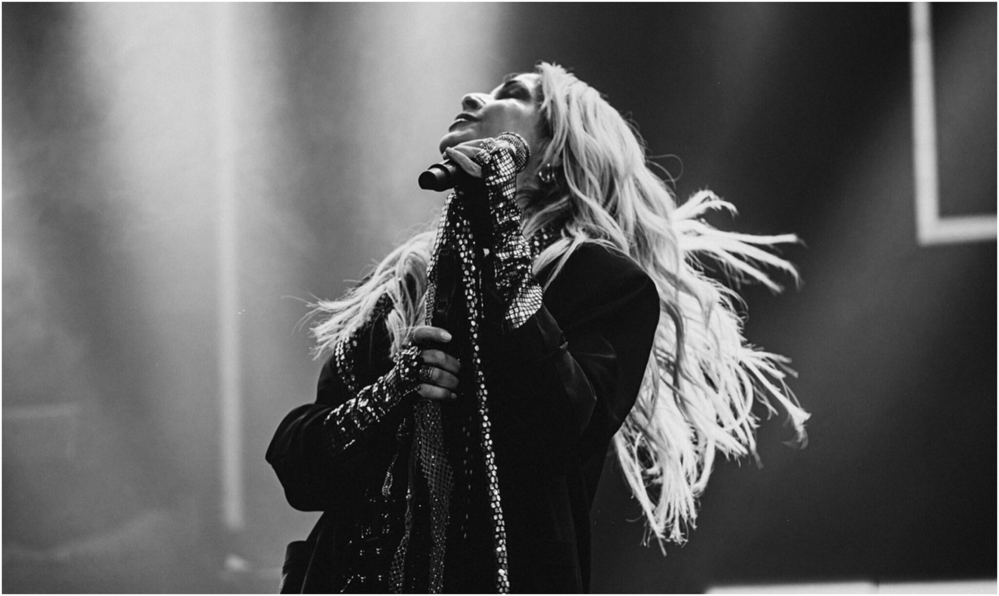 Vissi & Karvelas: What’s the deal with their songs, and what rights does the law provide for?