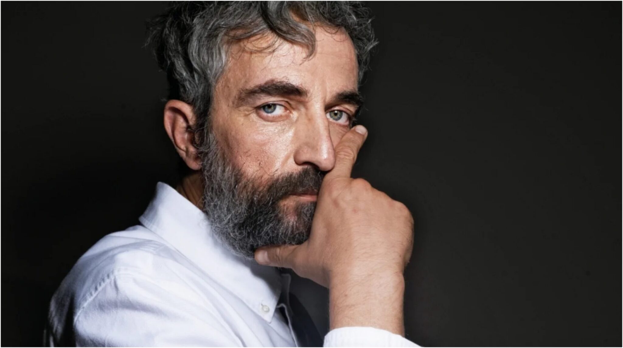Aris Servetalis: The striking change in his appearance for the role of Saint Joseph (VIDEO)