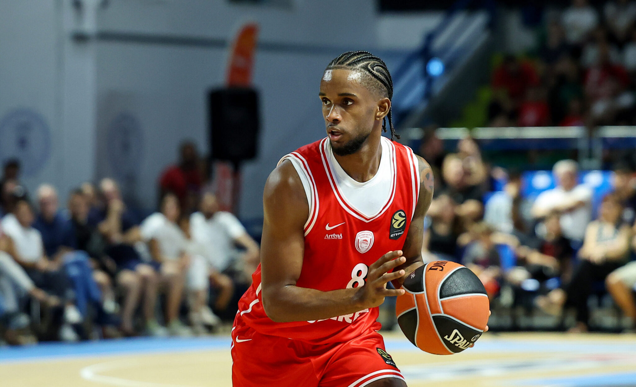 Olympiacos: Montero is undergoing treatment; his status for the Fenerbahçe match is uncertain